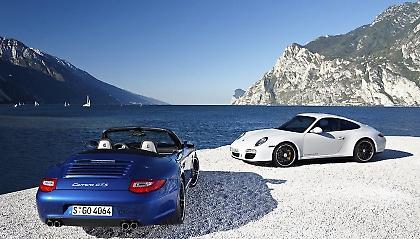 Porsche 911 Carrera GTS