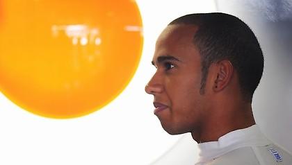 Χάμιλτον: «Συμβαίνουν αυτά…»