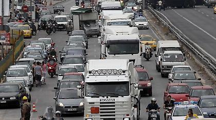 Και οι εισαγγελείς στη μάχη των δρόμων