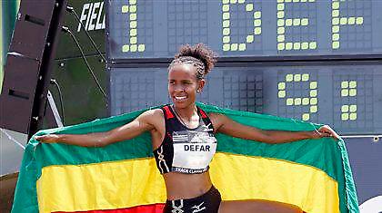 Πρωτιά για Ντεφάρ και Κισάριο