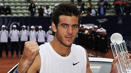 Ο ένας πάει, ο άλλος όχι