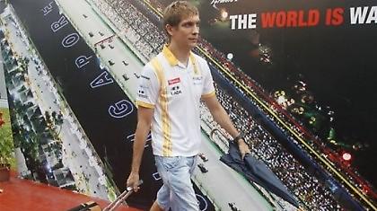 «Οι άλλοι πρέπει να ανησυχούν…»