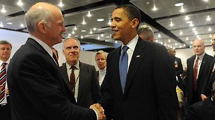 Φιλικό κλίμα στη συνάντηση Ομπάμα- Παπανδρέου