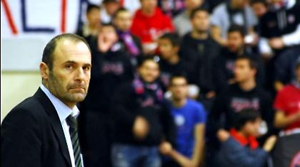 Αναλαμβάνει ο Καλαφατάκης