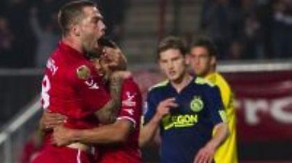 Ισόπαλο το ντέρμπι, «γκέλα» για Αϊντχόφεν!(vids)