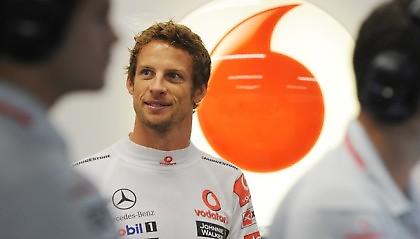 Ελπίζει στην αδυναμία τους