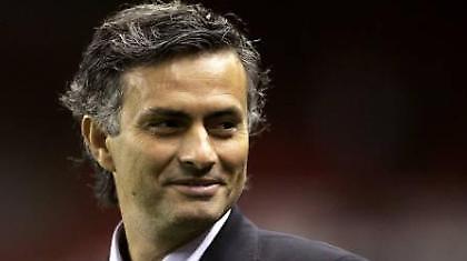 Μουρίνιο: «Μιλάμε γι’ αυτόν σαν να είναι ο Μαραντόνα»!