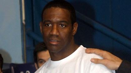 Στα «κιτρινόμαυρα» και επίσημα Καστλ και Κοχαντάρεβιτς