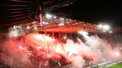 Χέρι χέρι με τον…