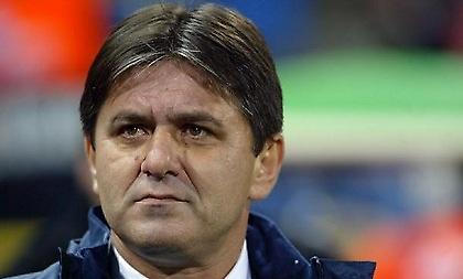 Στον πάγκο της Στεάουα ο Λάκατους