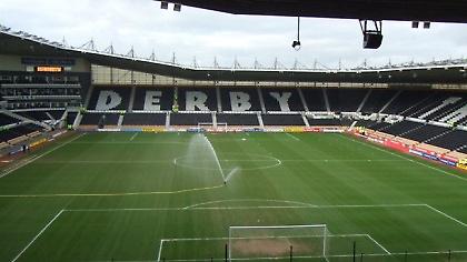 Στην Αγγλία το Βραζιλία-Ουκρανία