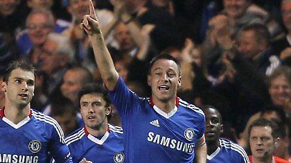 ΣΤ' όμιλος: Υπόθεση για δύο