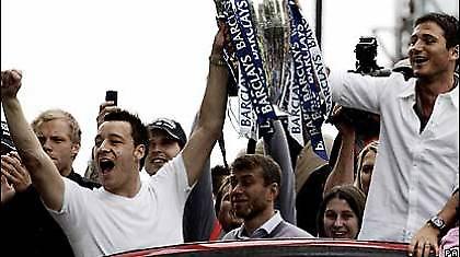 Τον λένε Ρομάν και τα θέλει όλα!