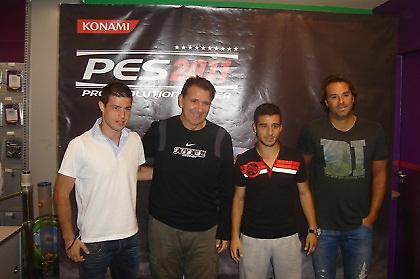 O ΚΩΤΣΟΒΟΛΟΣ σκόραρε στην πρεμιέρα του Pro Evolution Soccer 2011!