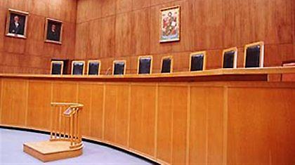 Κατηγορούμενη για απάτη με σκοπό τη συνουσία