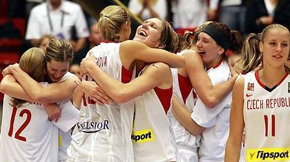 ΗΠΑ και Τσεχία στον τελικό