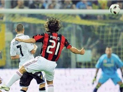 Η μπάλα ακόμη… ταξιδεύει (video)