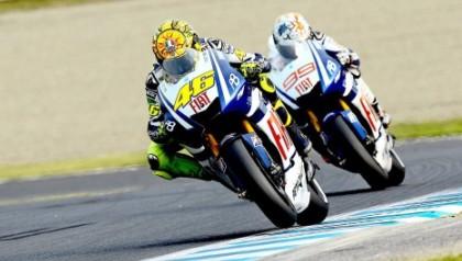 Βγήκαν τα μαχαίρια!