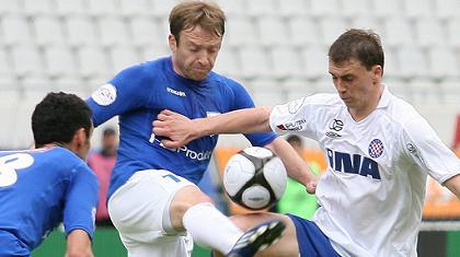 Κορυφή για Ντιναμό, γκέλα για Χάιντουκ