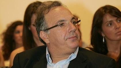 Το παίρνει πάνω του ο Συγγελίδης