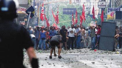 Σερβική Επανάσταση!