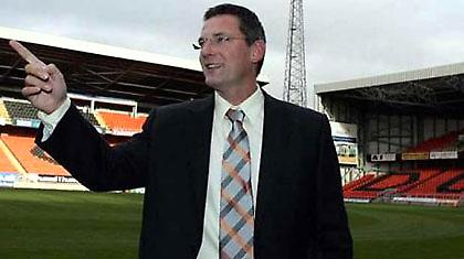 «Τρίζει» η καρέκλα του Λεβάιν!