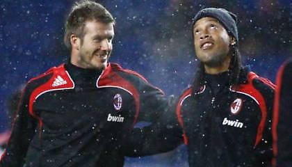 Μπέκαμ: «Ροναλντίνιο, έλα στο Λ.Α.!»