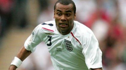 «Χειροκροτήστε τον, μην τον γιουχάρετε»!