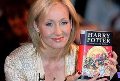 Η Ρόουλινγκ πέρασε Μπέκαμ και βασίλισσα Ελισάβετ