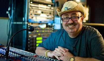 Γνωρίστε από κοντά τον Chris Tsangarides