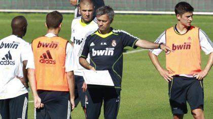 Μουρίνιο: «Μας φτάνουν αυτοί που έχουμε»