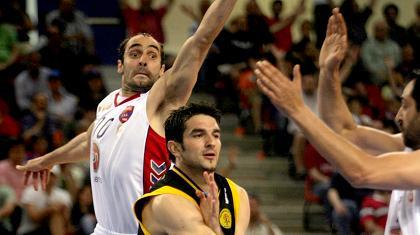 Ηρθε ένας, περιμένει δύο