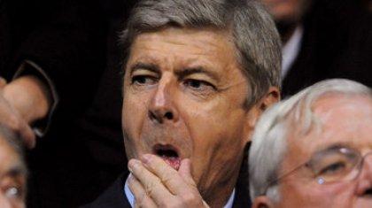 Λέει και ψέματα ο Βενγκέρ...