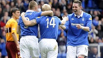 Δεν σταματάει πουθενά