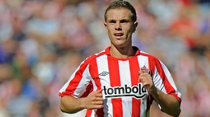 Ο Μπρους κρατάει προσγειωμένο τον Χέντερσον