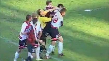 Απίστευτο ξύλο σε Ρωσία και Μεξικό (vids)