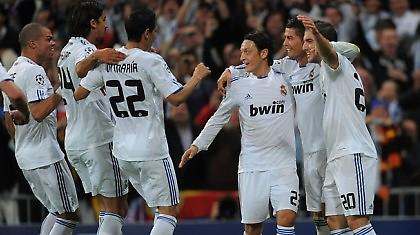 Υπόκλιση στη «βασίλισσα»