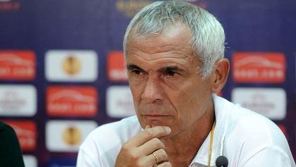 Κούπερ: «Άλλο ΑΕΚ, άλλο Λεβερκούζεν»