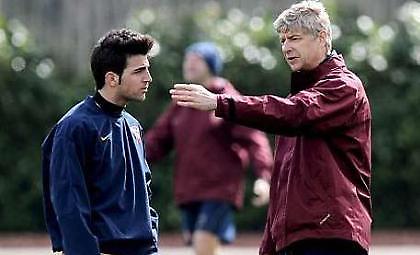 Βενγκέρ: «Εδώ θα μείνει ο Σεσκ»