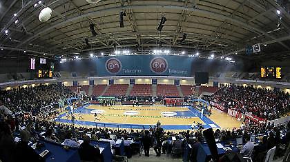 «Να μην πέσει καρφίτσα»