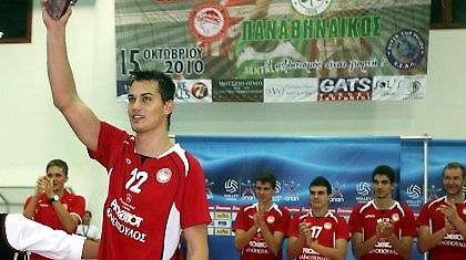 Τζούριτς: «Οι πρεμιέρες κρύβουν κινδύνους»