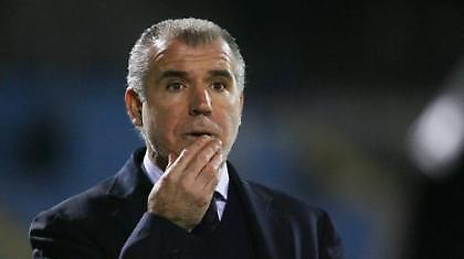 Football League: «Βεντέτα»