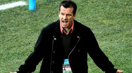 Ψηλά ο Ντούνγκα για Ρόμα!