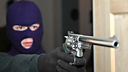 Συνέλαβαν γυναίκα –«πιστολέρο» στην Κρήτη!