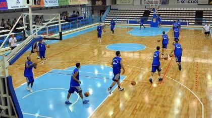 Στο παρκέ οι «θαλασσί»