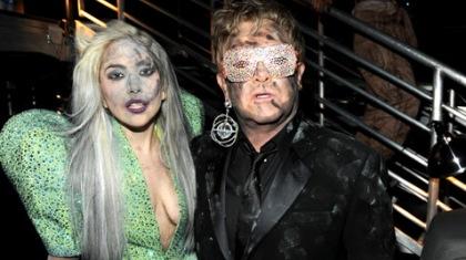 Elton John & Lady Gaga τραγουδούν για την Disney