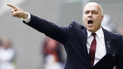 Στρέφεται σε άλλες λύσεις