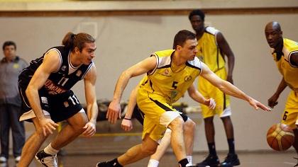 Α1: Ξανά στα κιτρινόμαυρα ο Καρύδας