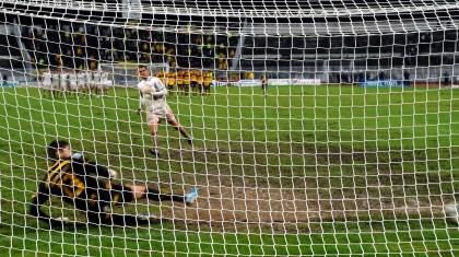 Στα… πέναλτι, στα δυο στενά!