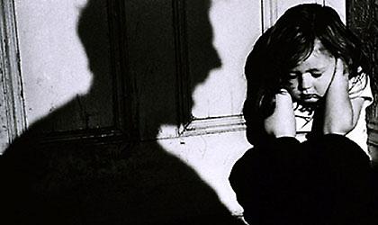 Κακοποιούσε τη γυναίκα του και τα έξι του παιδιά